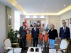 Öğrencilere başarılar diledi 
