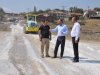 Yol çalışmalarını inceledi