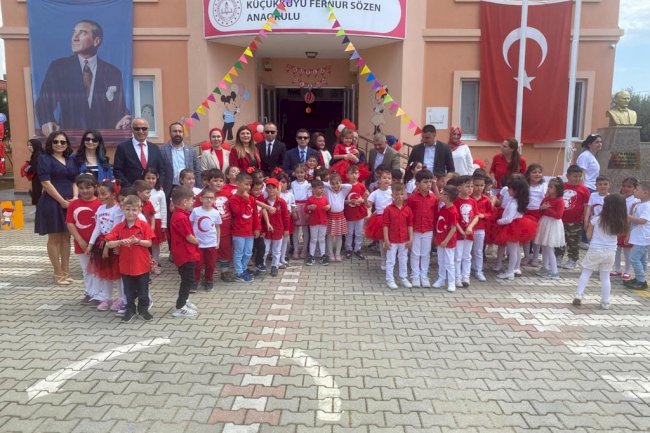 Küçükkuyu’da Öğrenciler Dans Gösterisi Yaptı
