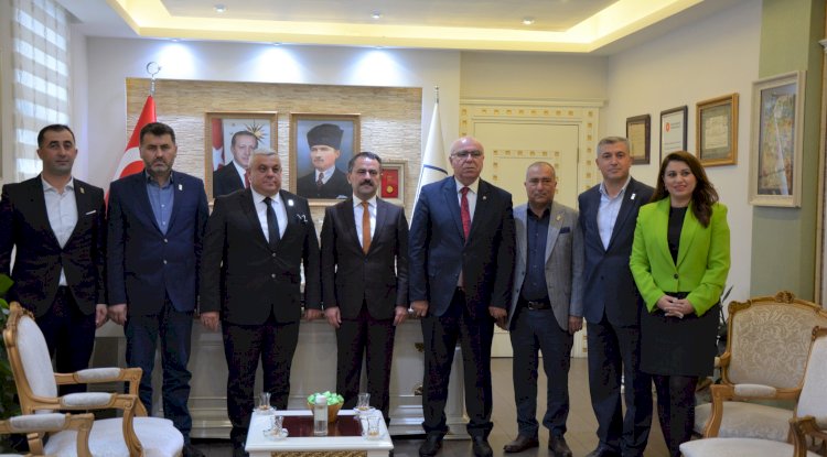 Yeni yönetim Vali Aktaş ile görüştü (24.11.2022)