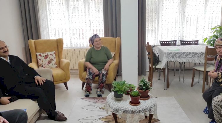 “YANINIZDAYIZ”