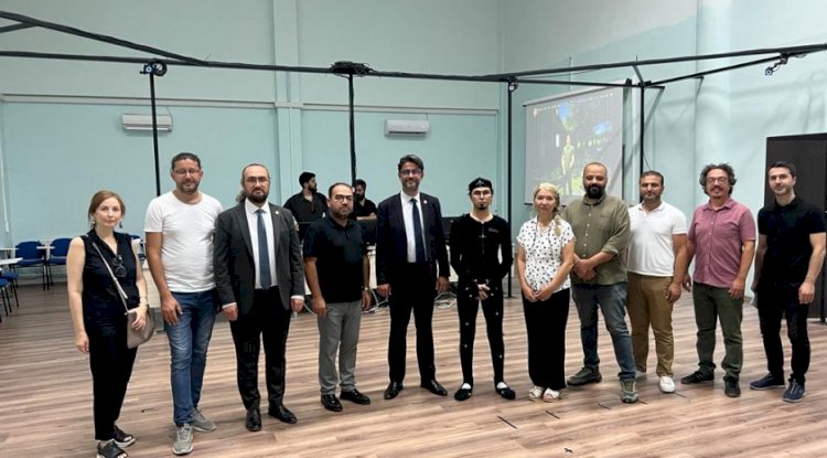 Erenoğlu MOCAP stüdyosunu ziyaret etti