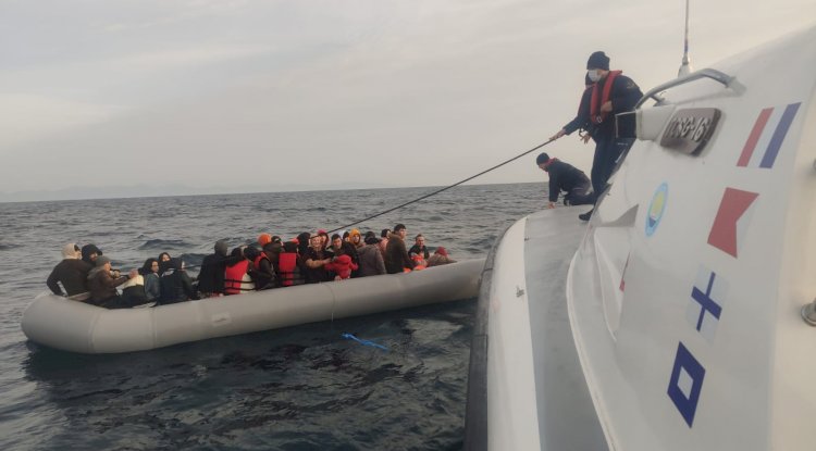 16 düzensiz göçmen ve 26 çocuk kurtarıldı !