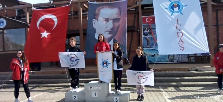 Çanakkale’de Yelken Yarışları Düzenlendi