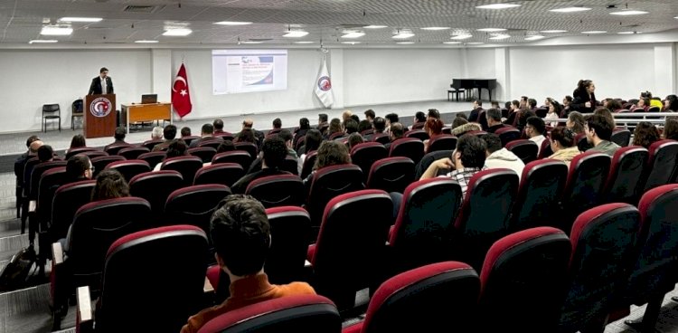 Öğrencilere Eğitim Enstitüsü Seminerlerinin 6.’sı gerçekleştirildi